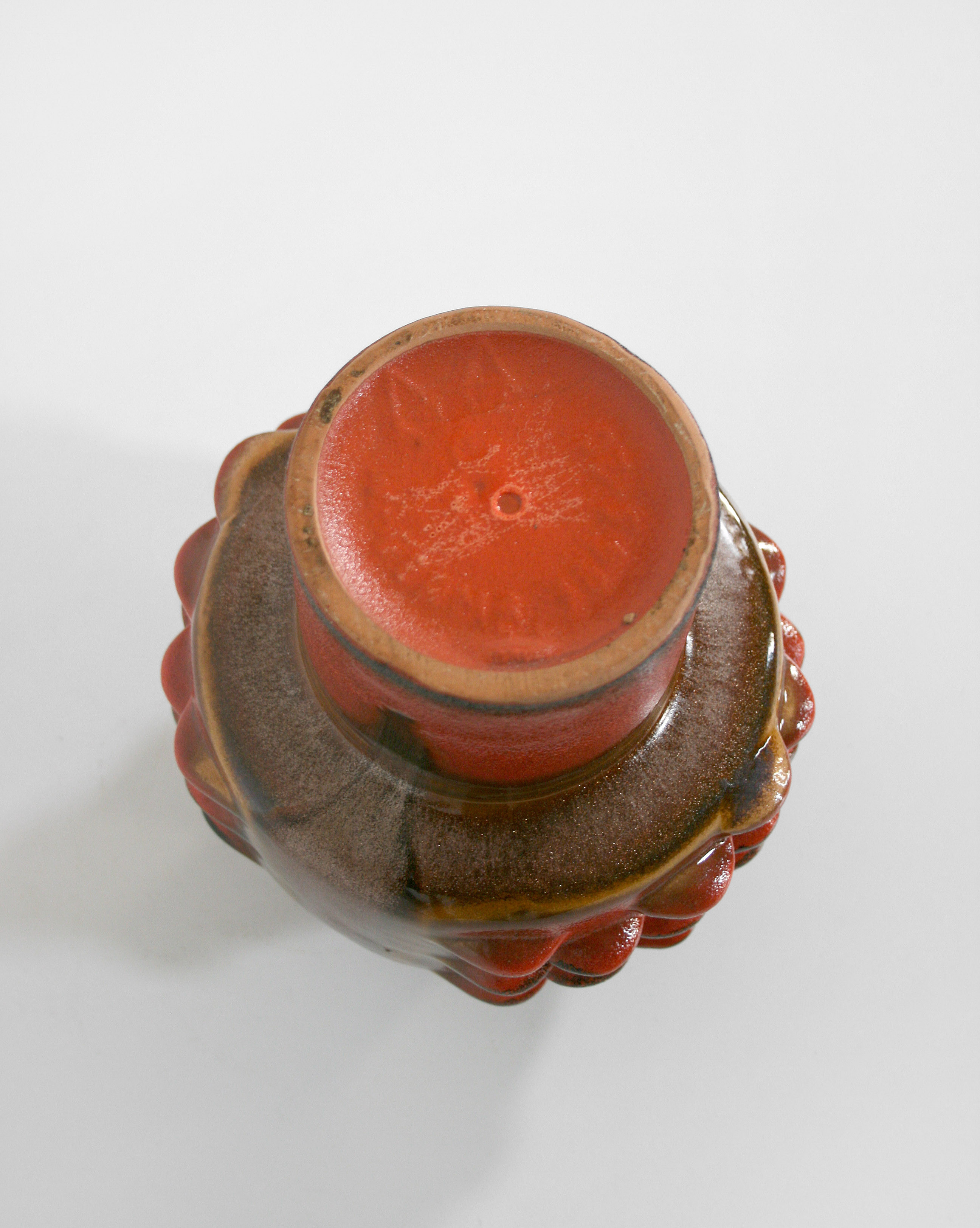 Lot 40, Vintage Brutalist Beehive 'Luxus' Vase by Dieter Peter for