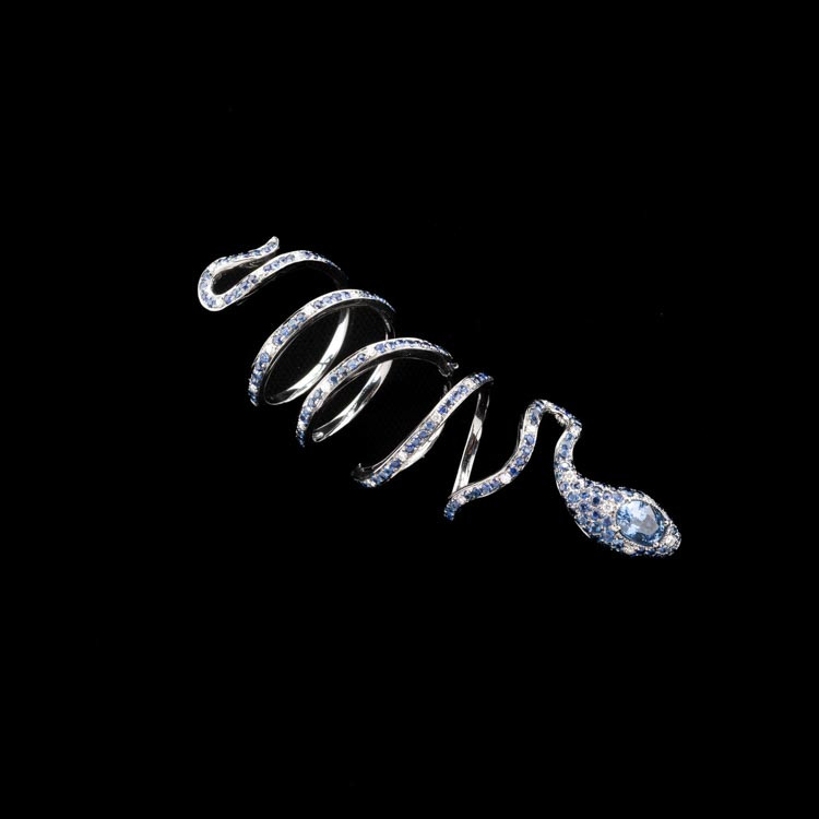 Serpent Climber - sapphire full-finger ring from Stéfère Snake Collection 