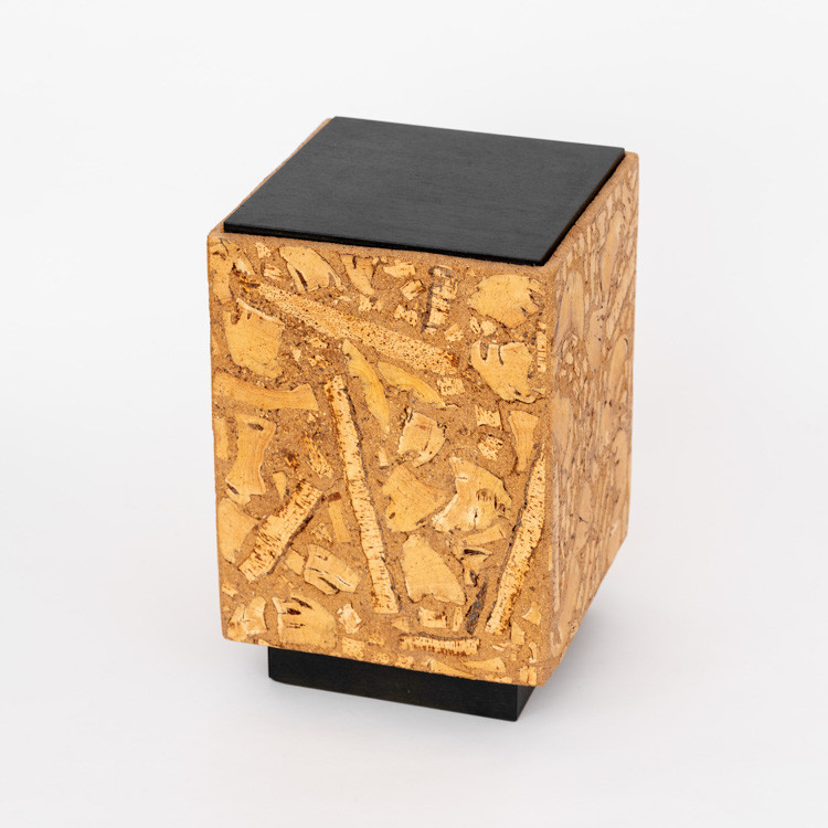 Cork side table by Atelier Jam