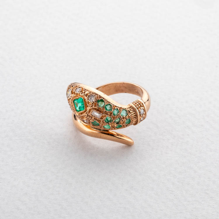 Diamond emerald serpent ring